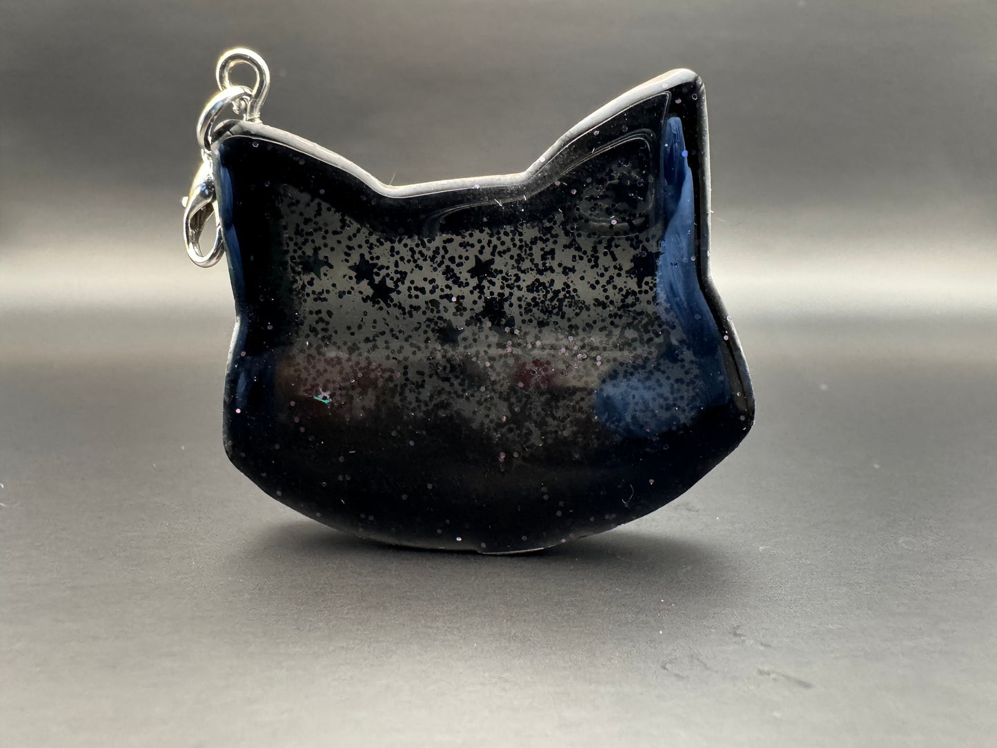Black Cat Holographic Stars Glitter Resin Shaker with Silver Keychain