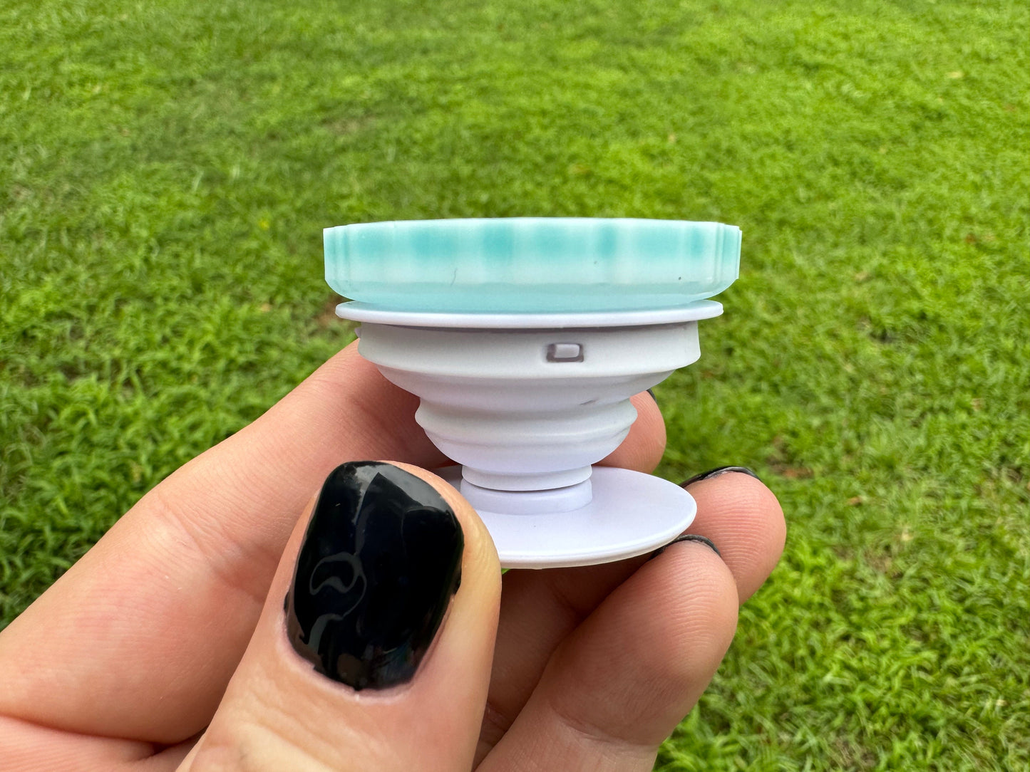 Aquamarine Geode with Silver Glitter Epoxy Resin Pop Socket