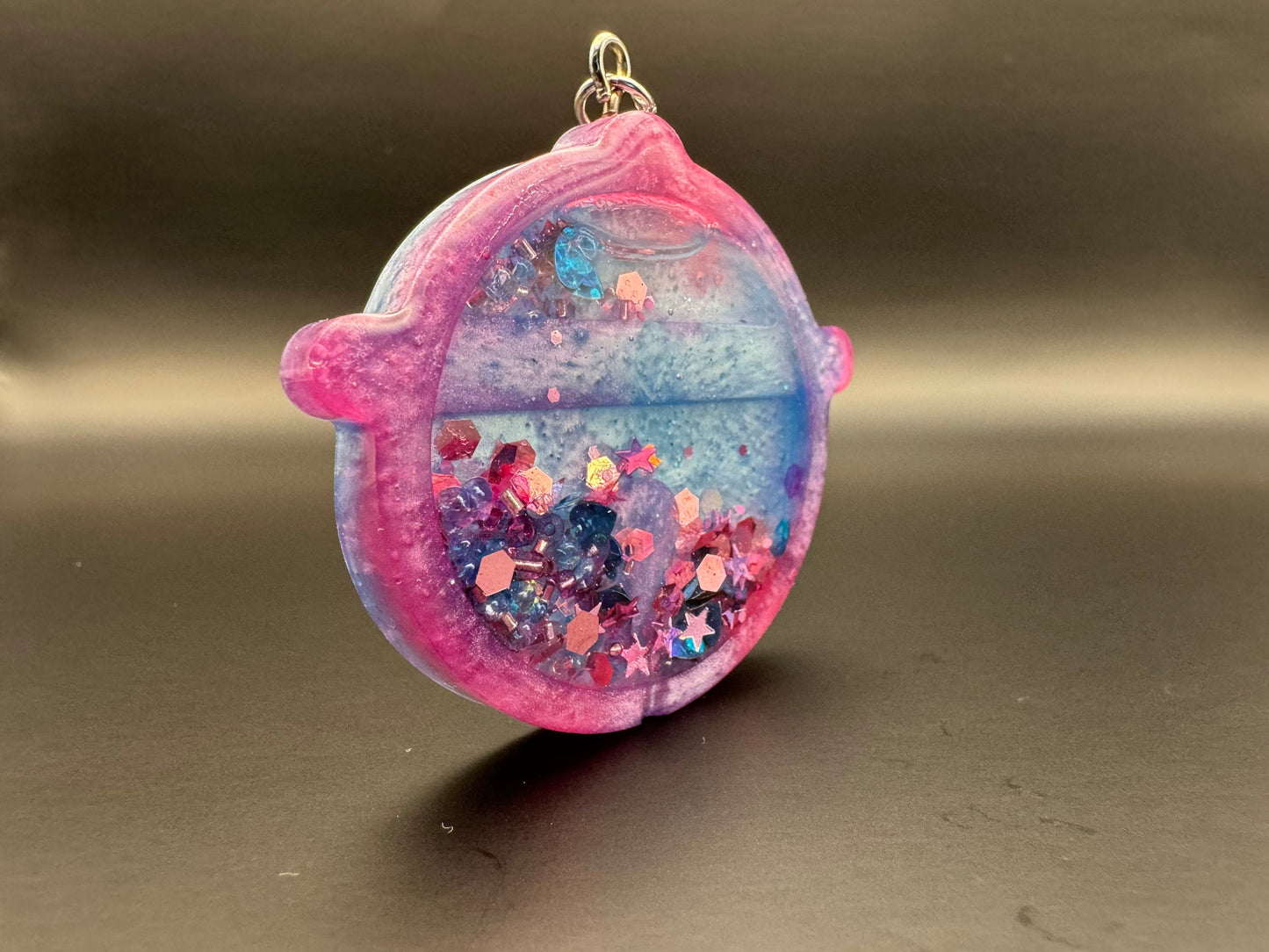 Blue and Pink Circular Resin Shaker with Pink and Blue Chunky Heart Star and Hexagonal Glitter Silver Keychain