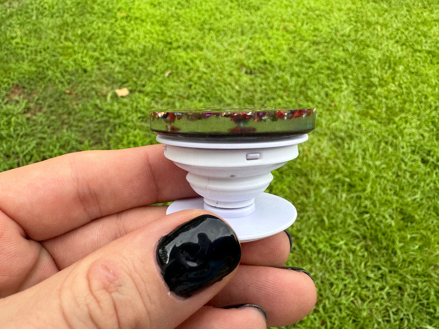 Rainbow Broken Glass Circle Epoxy Resin Pop Socket